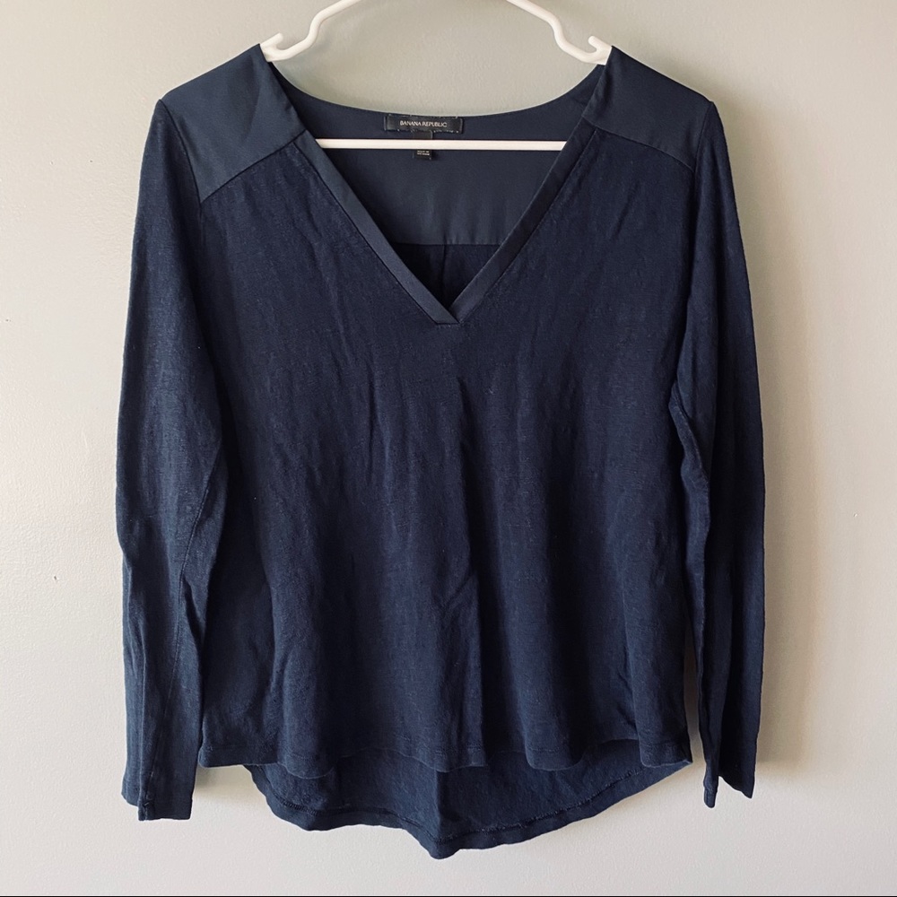 Banana Republic navy blue long sleeve blouse